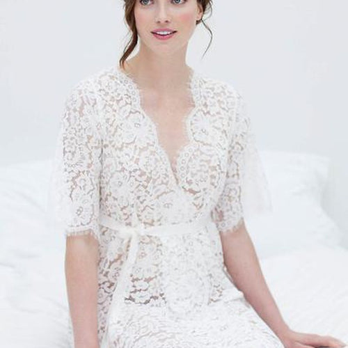 Girl & A Serious Dream - Elizabeth Lace Robe Off White